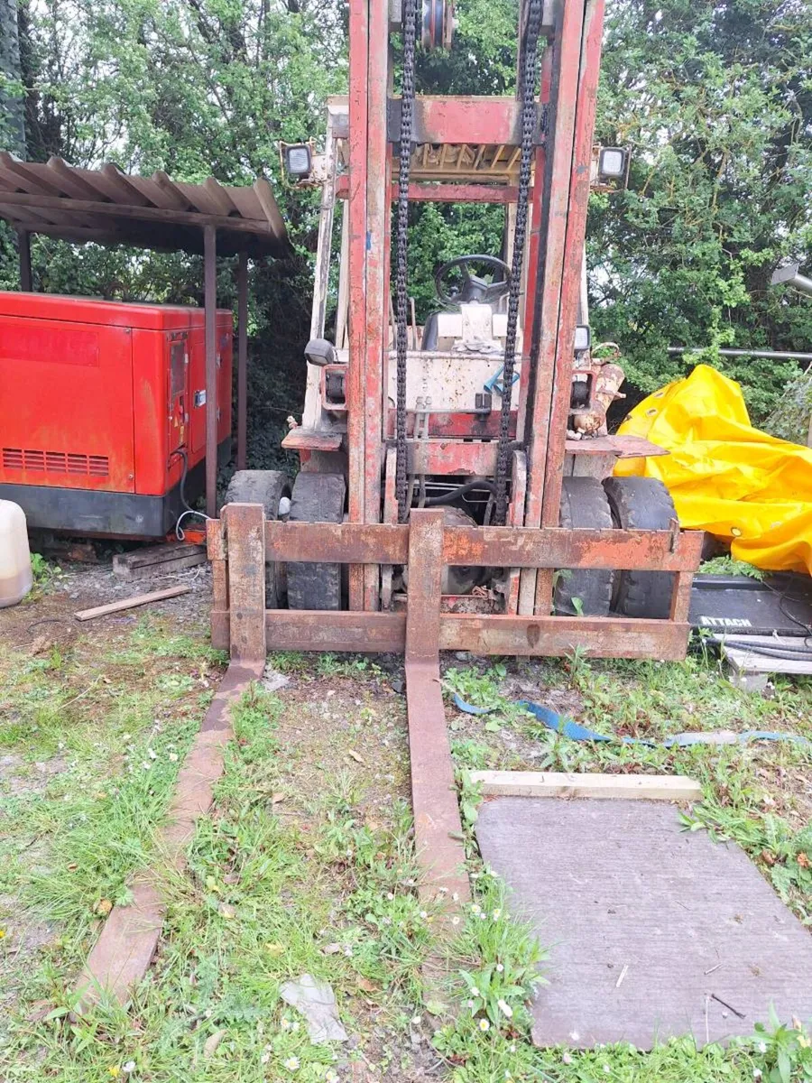 Nissan 4tonne forklift - Image 3