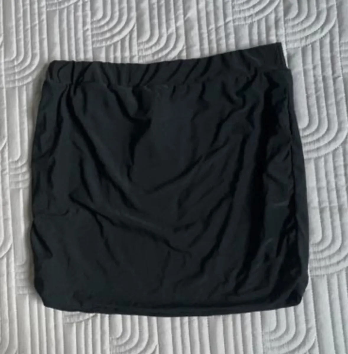 Black mini skirt Love Lisa Size 8 BNWT - Image 1