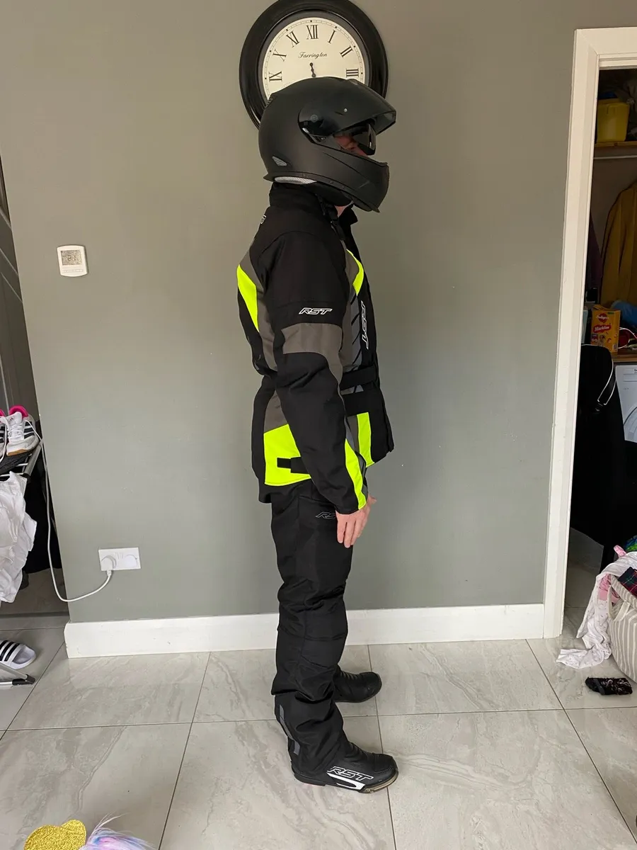 Rst motorbike gear - Image 2