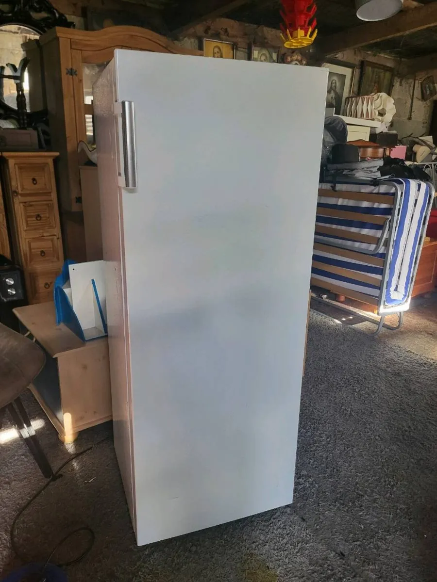 Tall freezer - Image 4