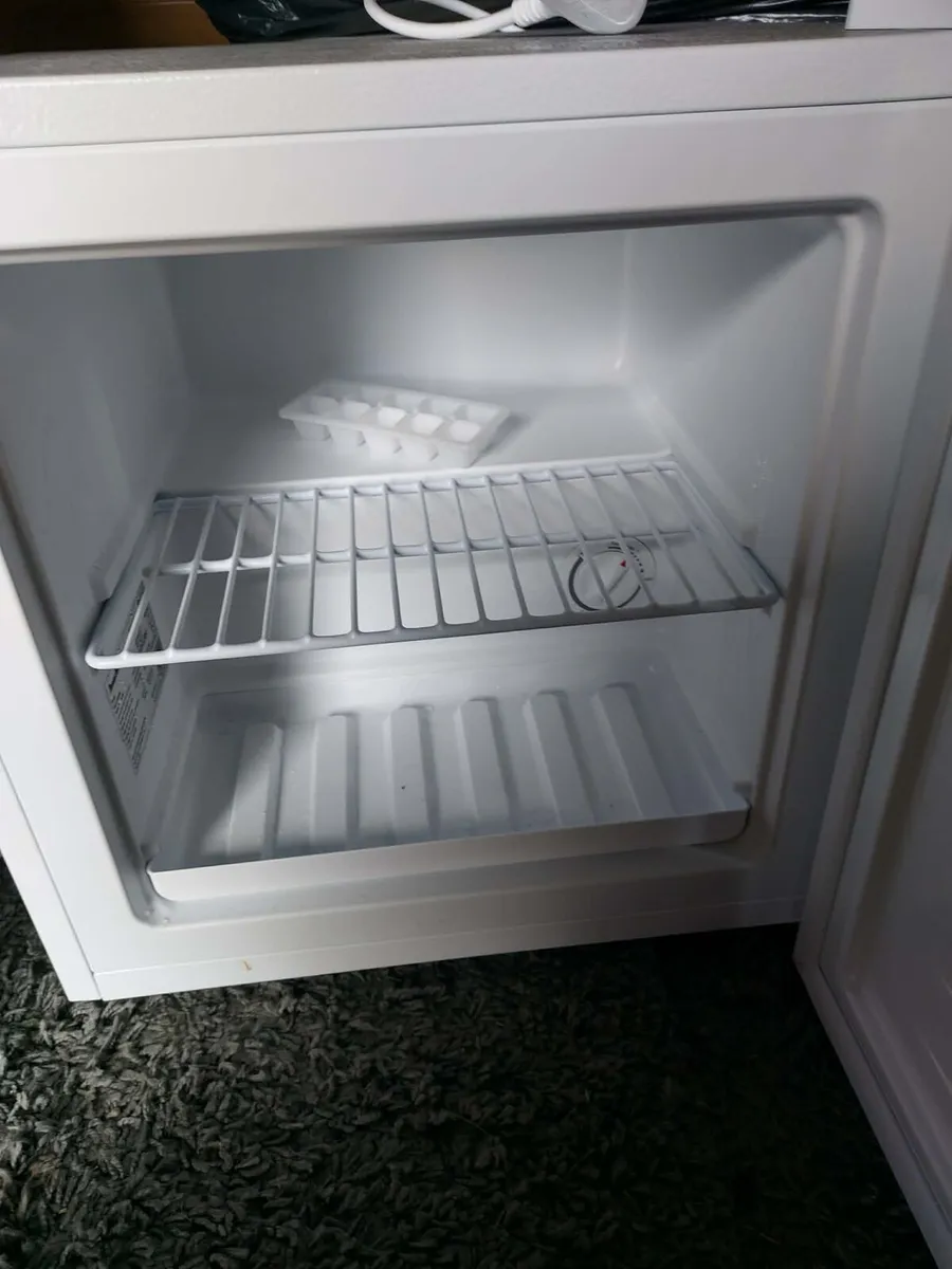 Counter top freezer - Image 2