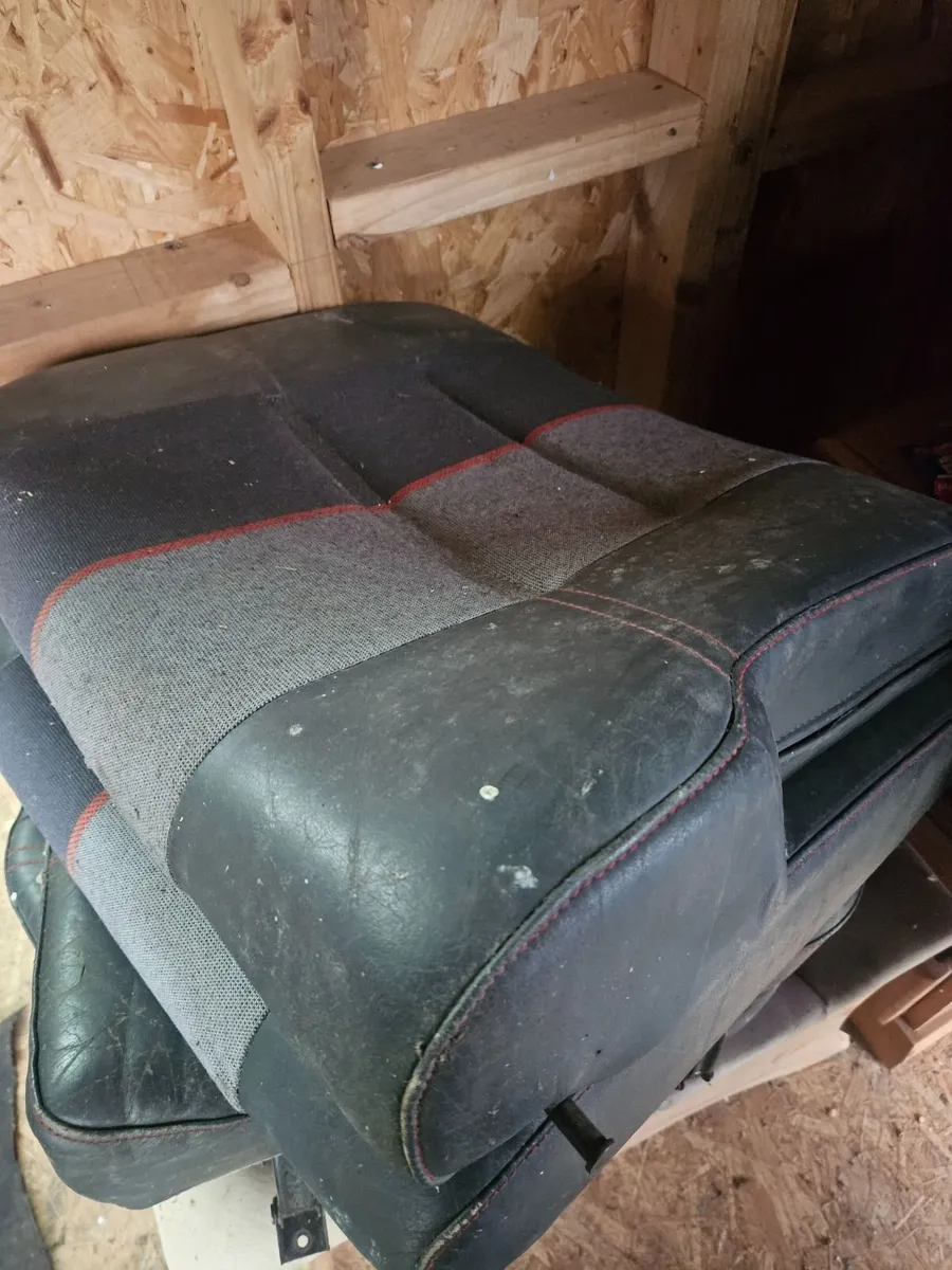 Some Peugeot  205 parts - Image 3