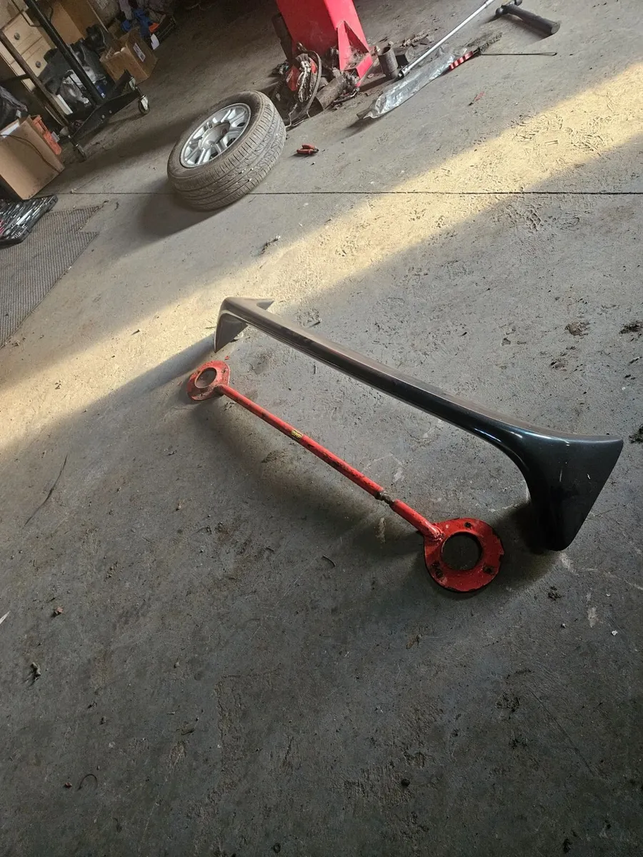 Some Peugeot  205 parts - Image 1