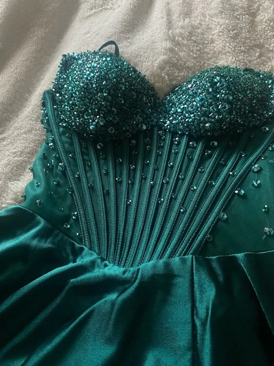 TY ball/ debs dress - Image 2