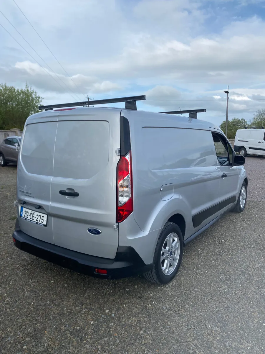 Ford Transit 2021 - Image 2