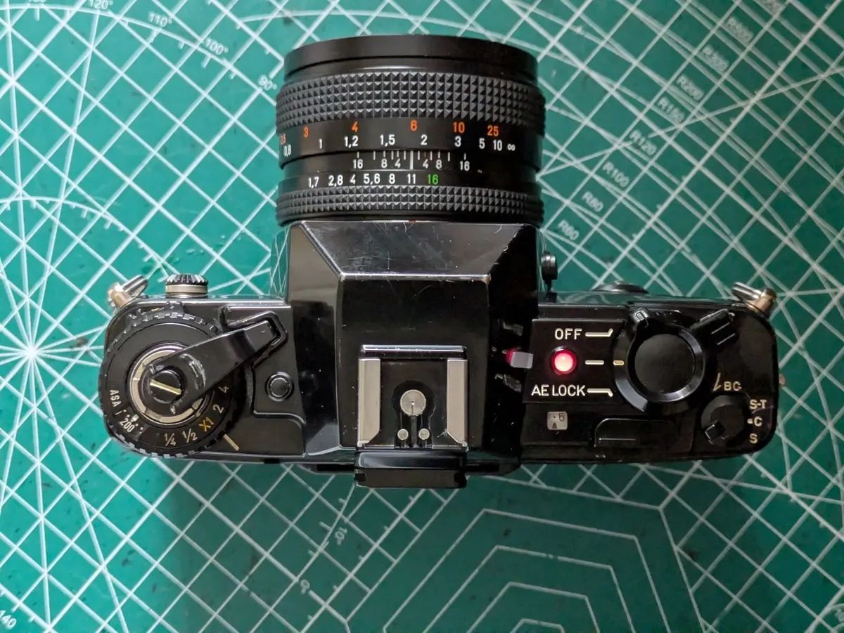Contax 137 MA with Carl Zeiss Planar 50 mm 1.7 💥 - Image 2