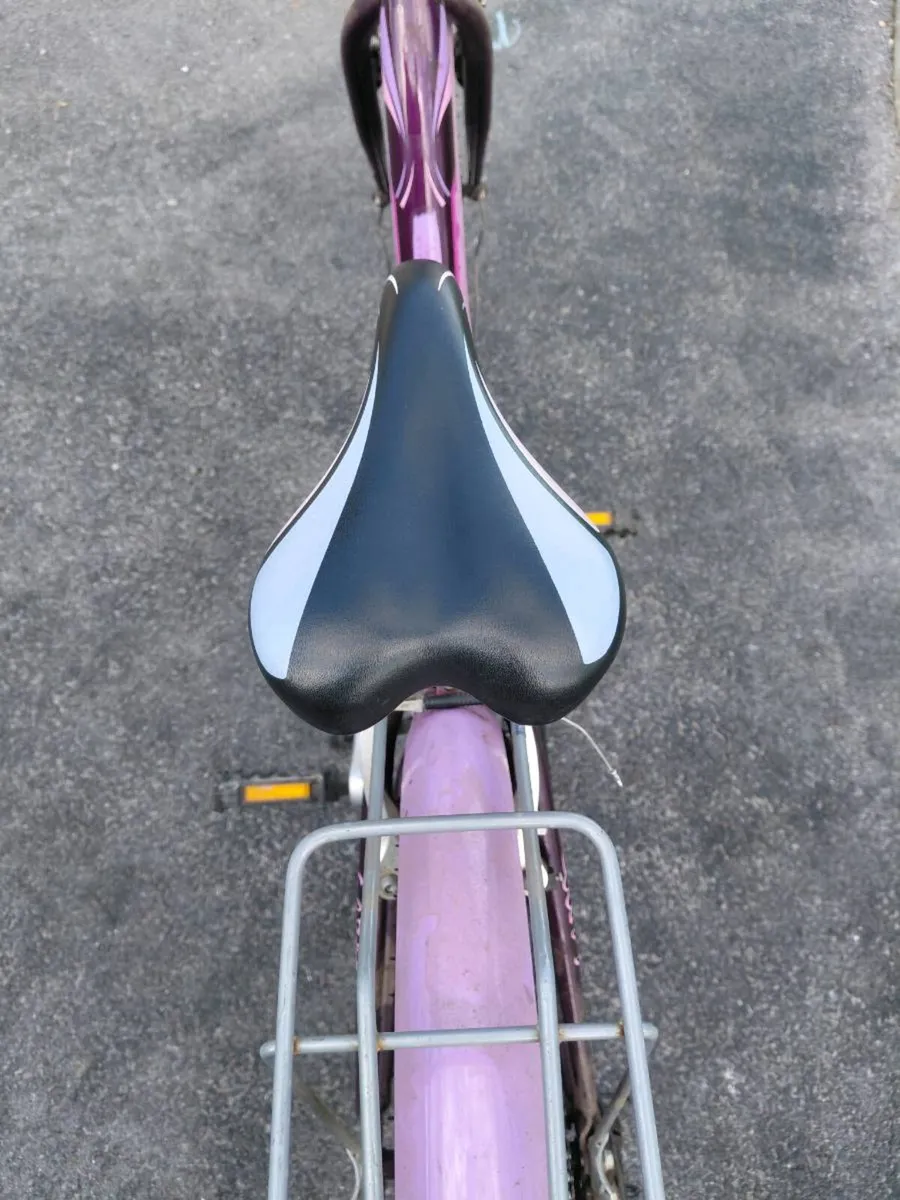 Girls bicycle - Image 3