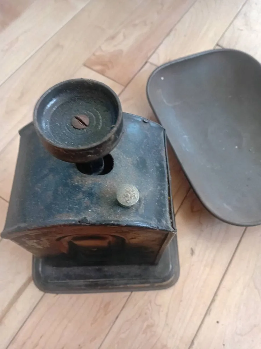 antique hughes family scales - Image 3