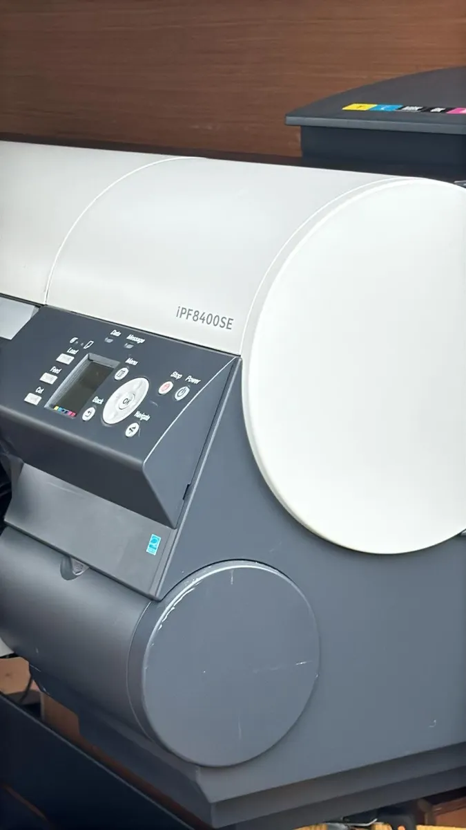 Canon IPF 8400 SE - Image 2