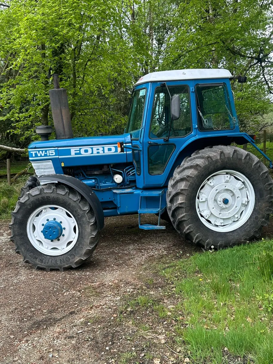Ford tw 15 - Image 1