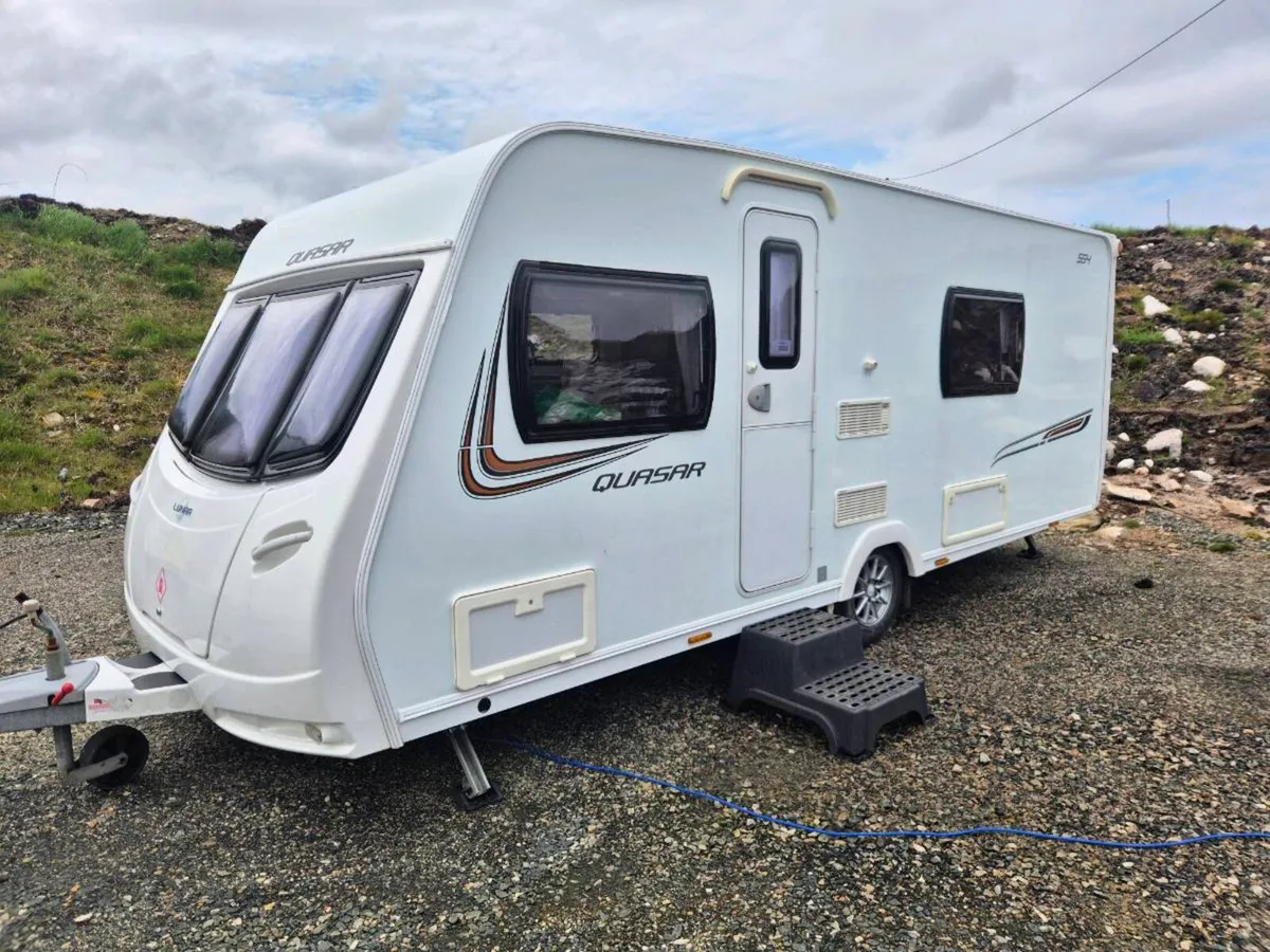 2013 Lunar Quasar 4 berth caravan - Image 1