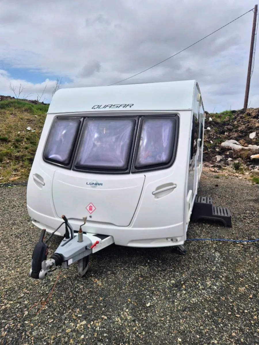 2013 Lunar Quasar 4 berth caravan - Image 4