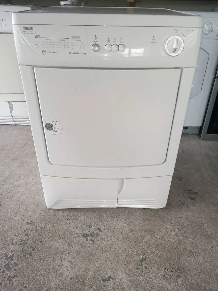 Zanussi condenser dryer - Image 1