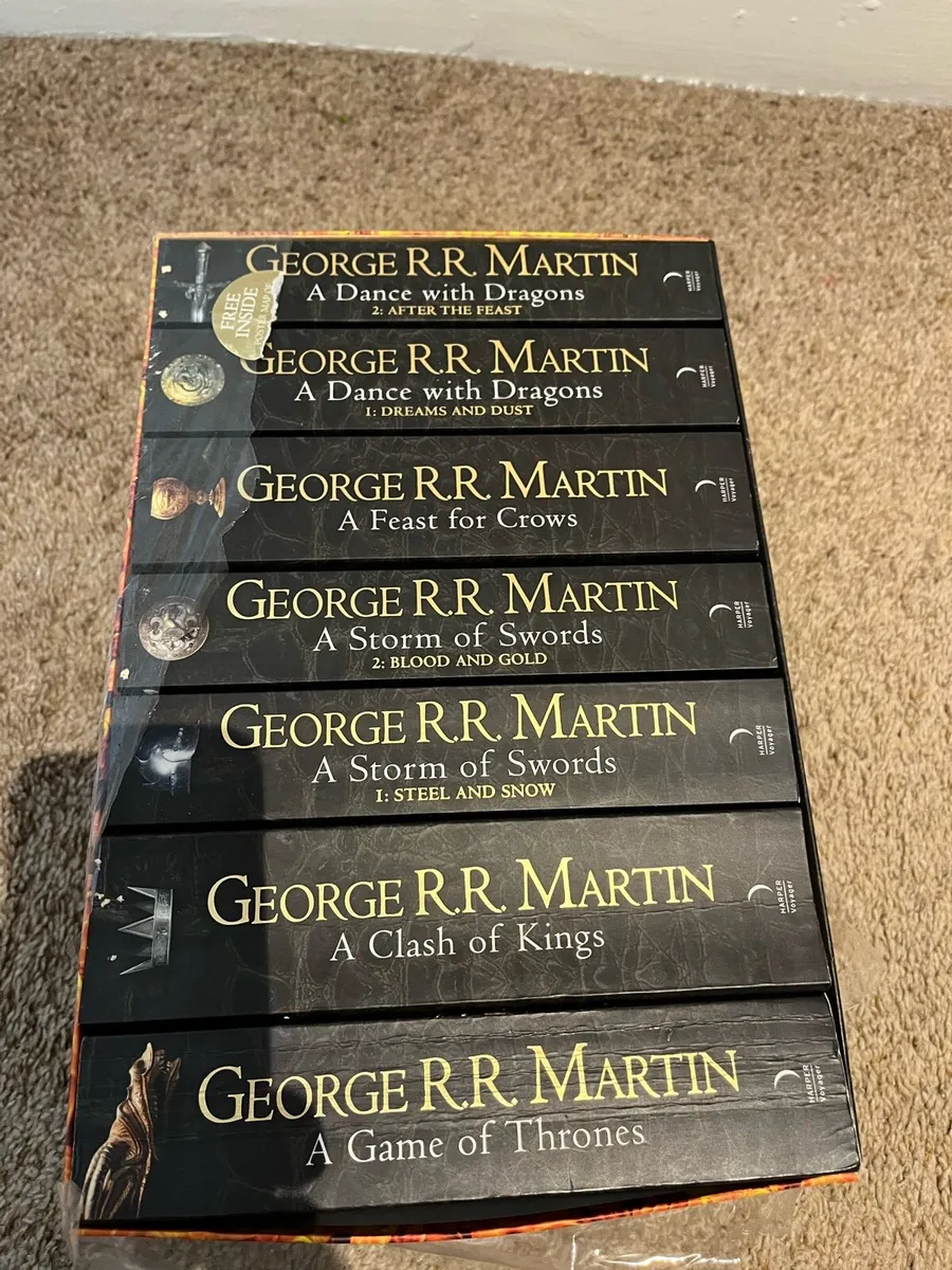 Complete set GOT BOOKS - Image 3