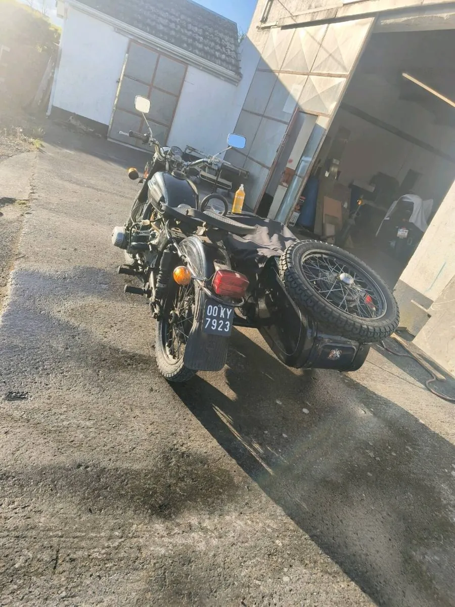 Motor bike and sidecar - Image 4