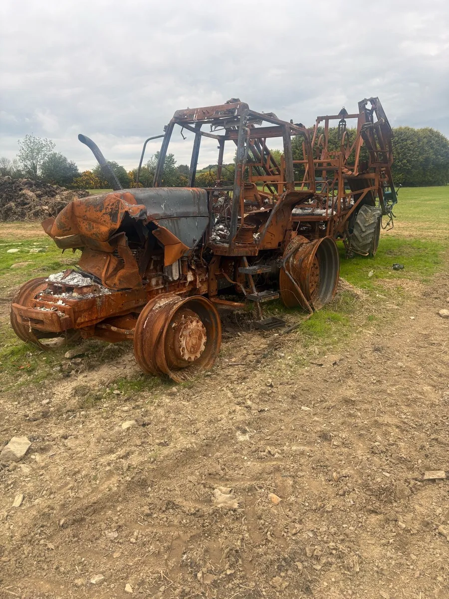 New Holland Tm150 - Image 2
