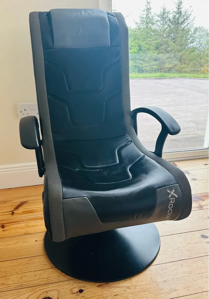 Gaming Chair - Image 1