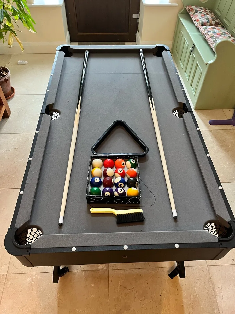 Folding American Pool Table - Image 1