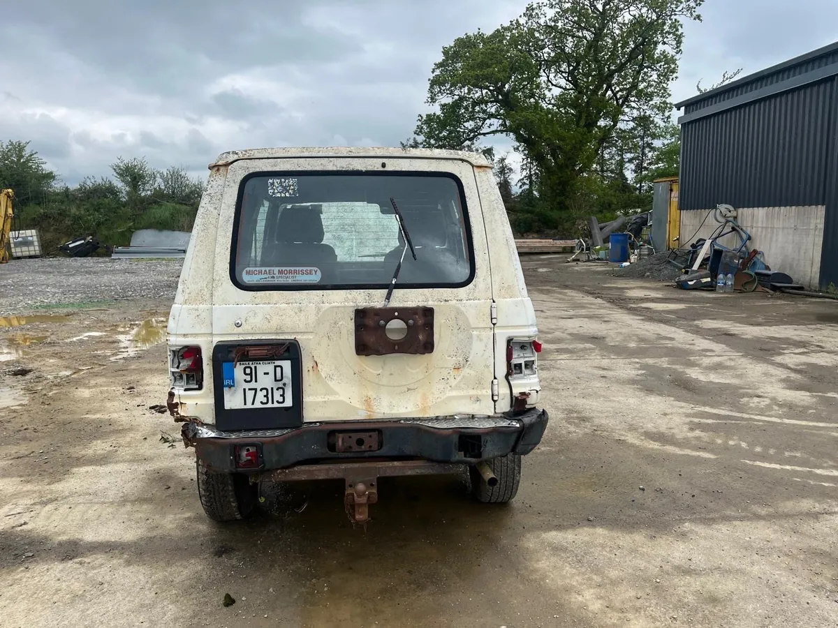 Mitsubishi Pajero - Image 4