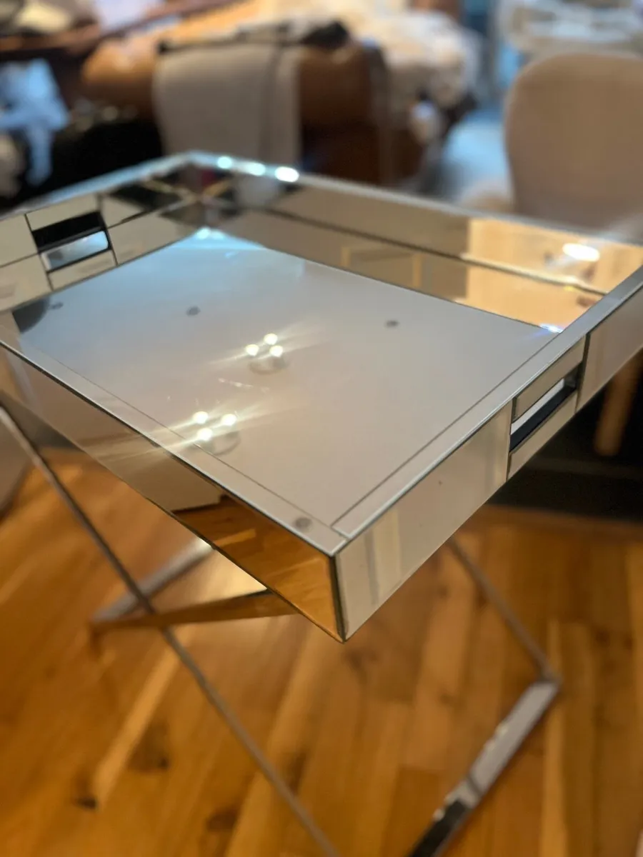 Mirror tray side table - Image 2