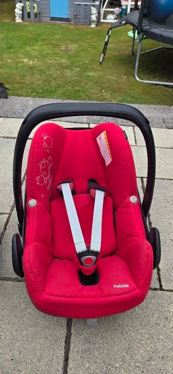 Car seat and base - Image 2