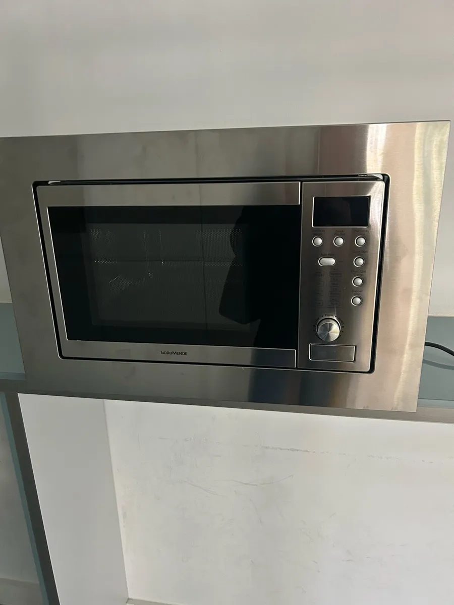 Microwave - Image 1