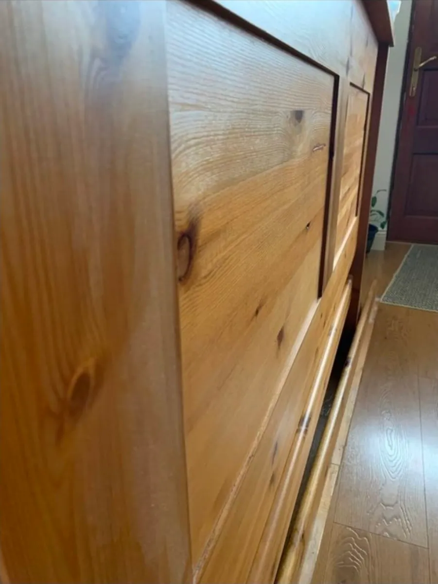 King size bed frame - Image 2