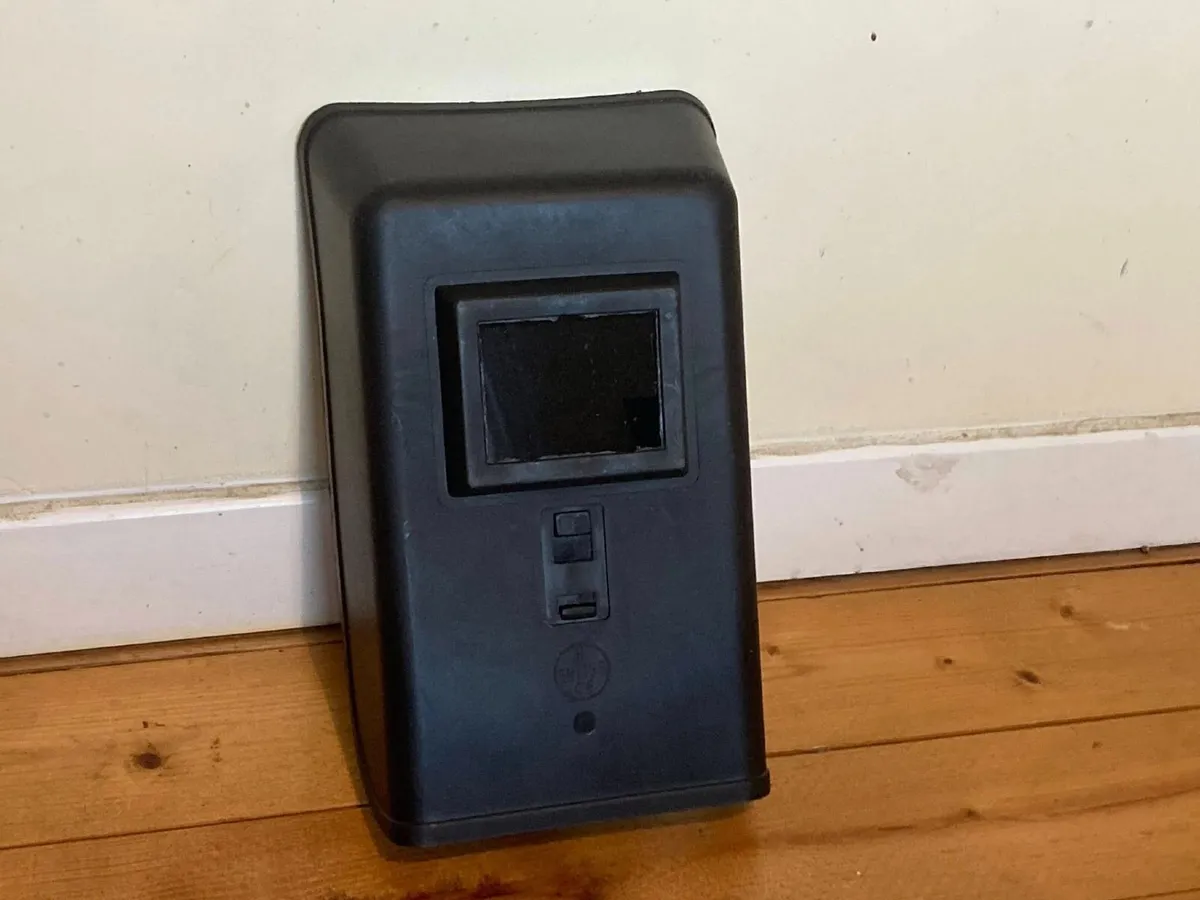 Draper Handheld Welding Mask – Ready To Use - Image 1
