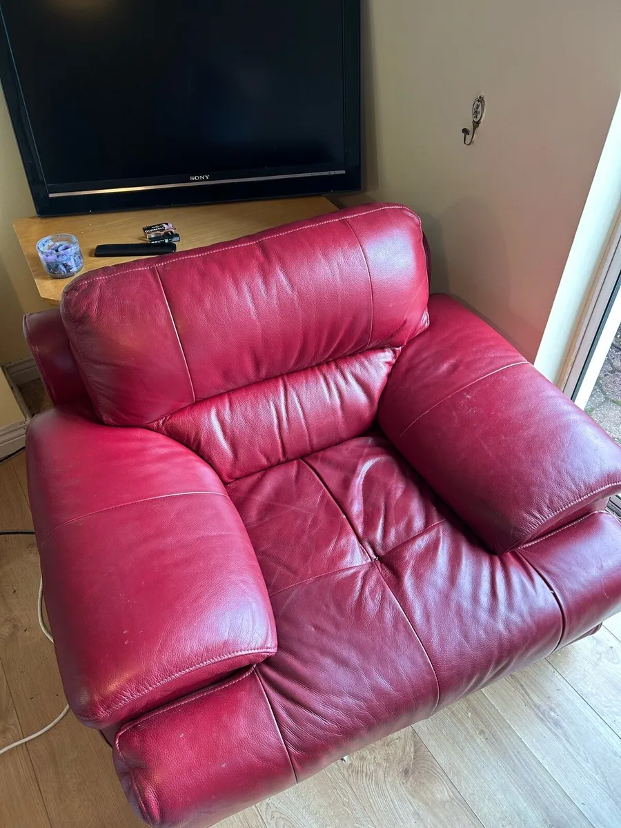 Couch and armchair - Image 2