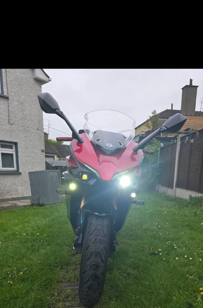 Suzuki GSX S GT 1000 - Image 3