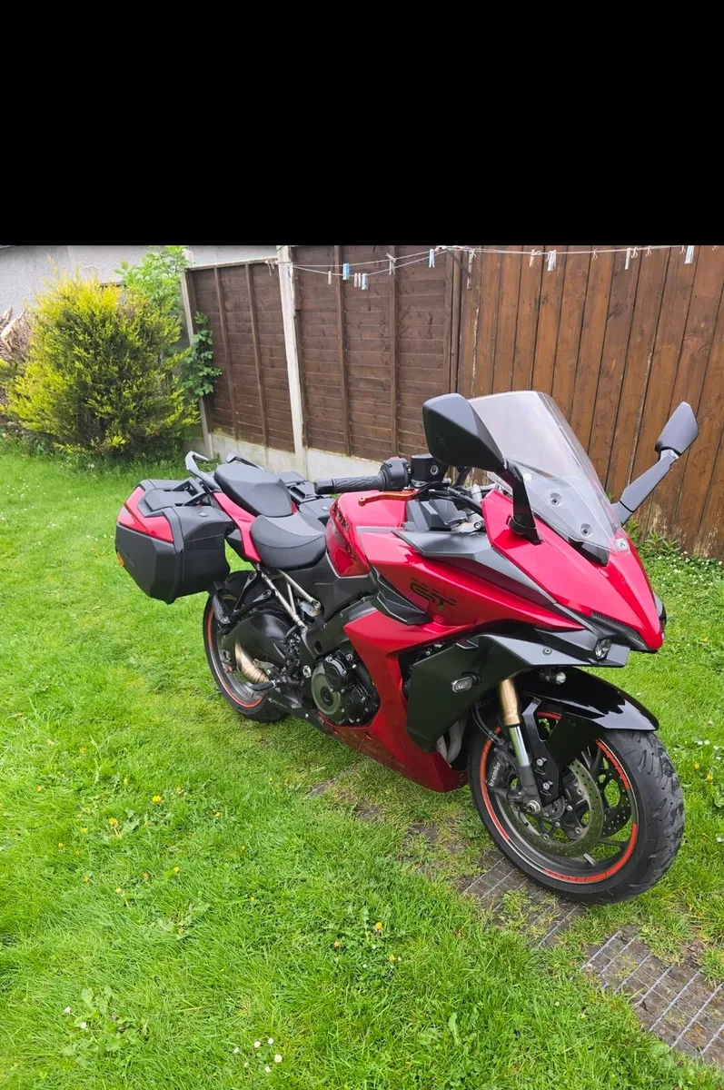 Suzuki GSX S GT 1000 - Image 1
