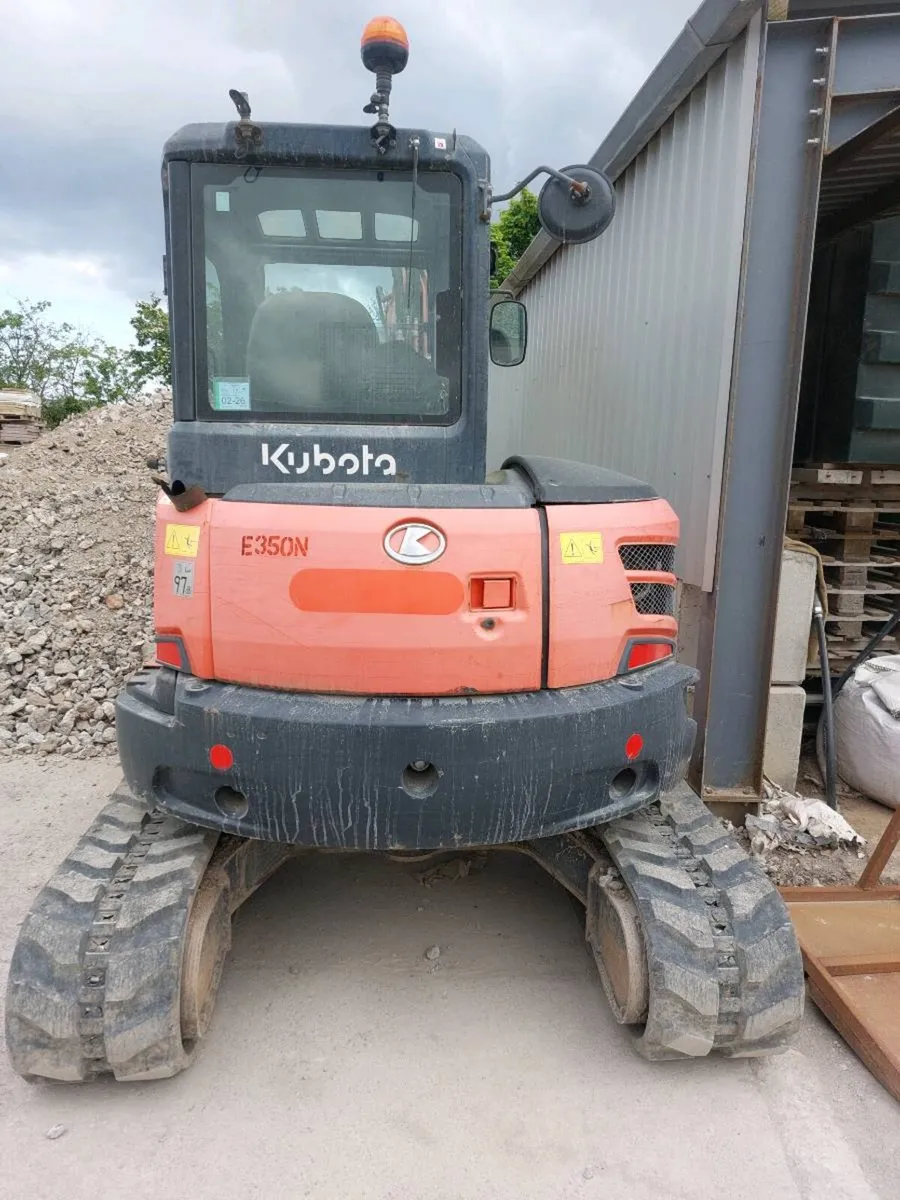Kubota u55-4 and u27-4 mini digger - Image 4
