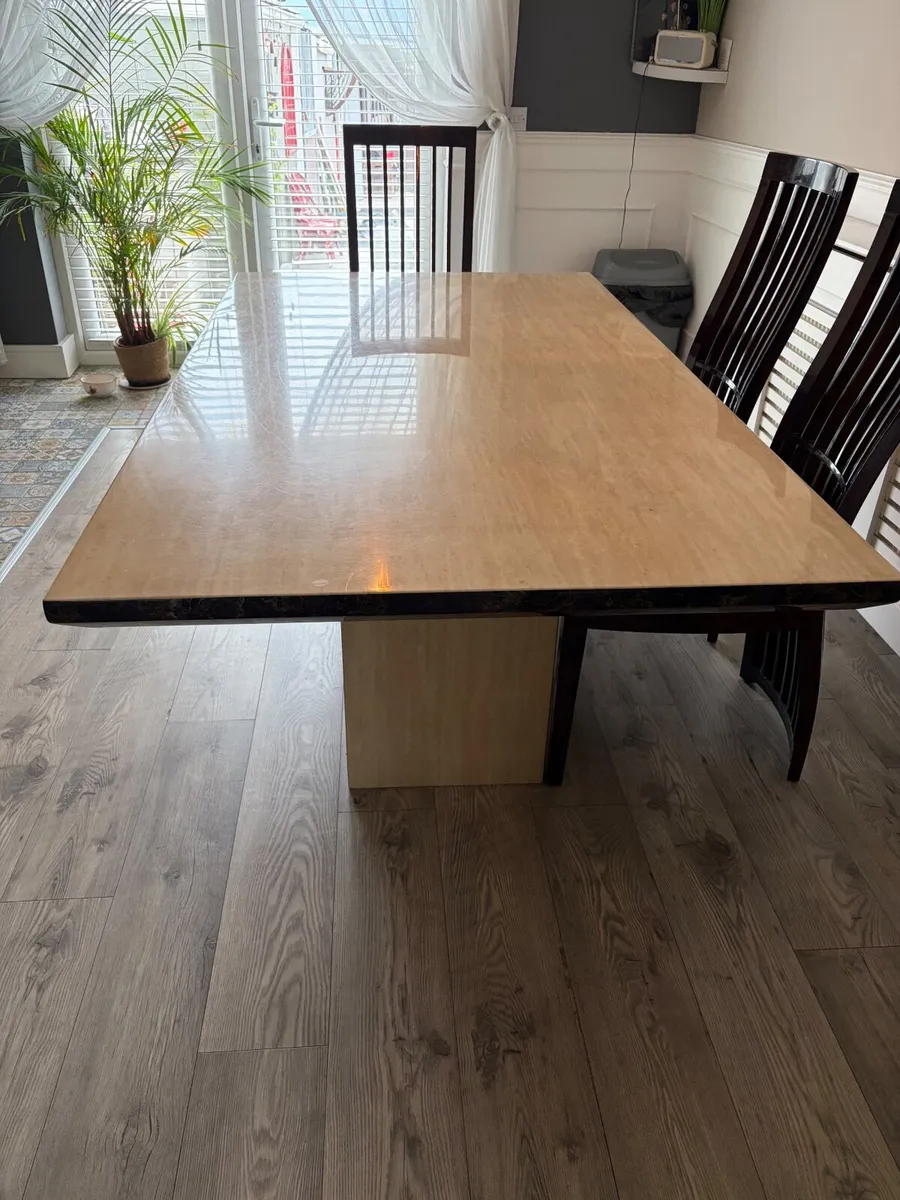 Dining table and chairs - Image 1