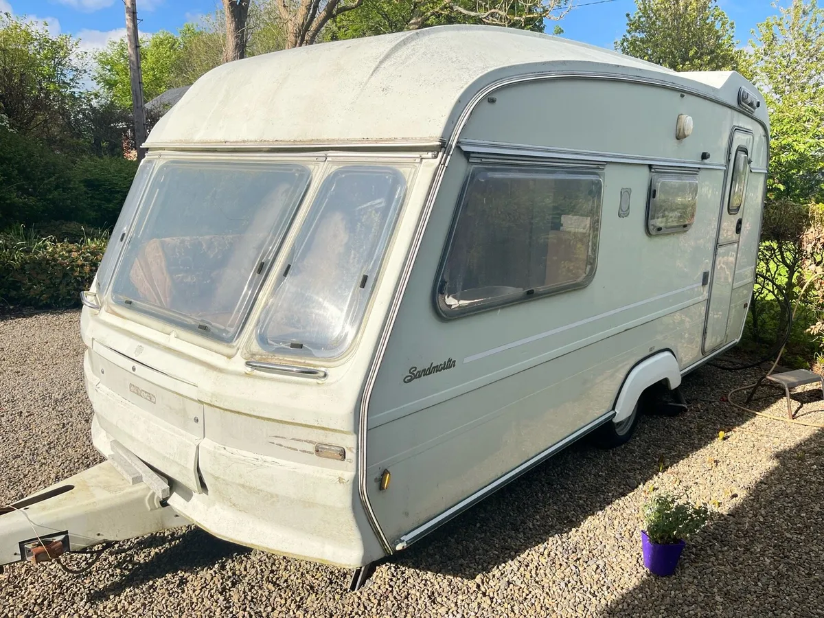Caravan - Image 1