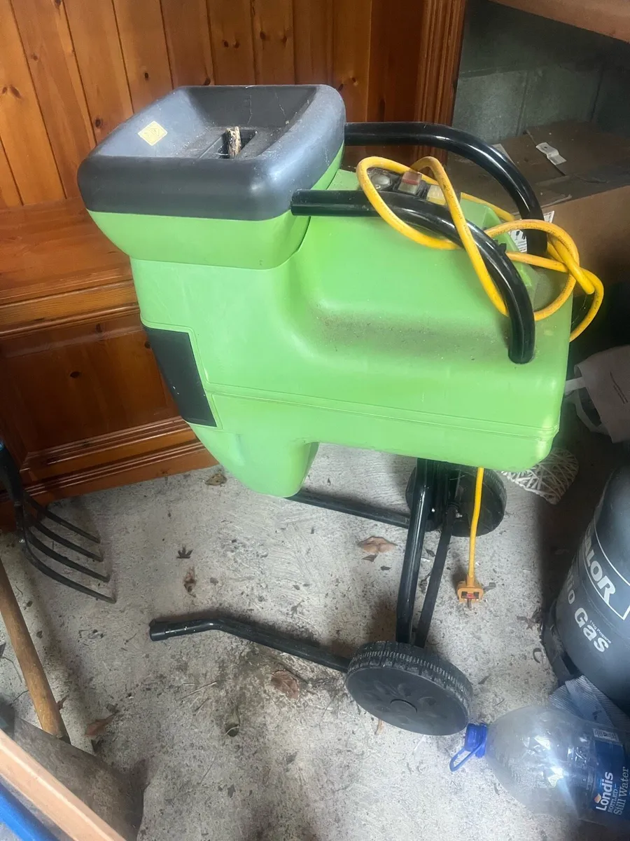 Garden chipper - Image 2