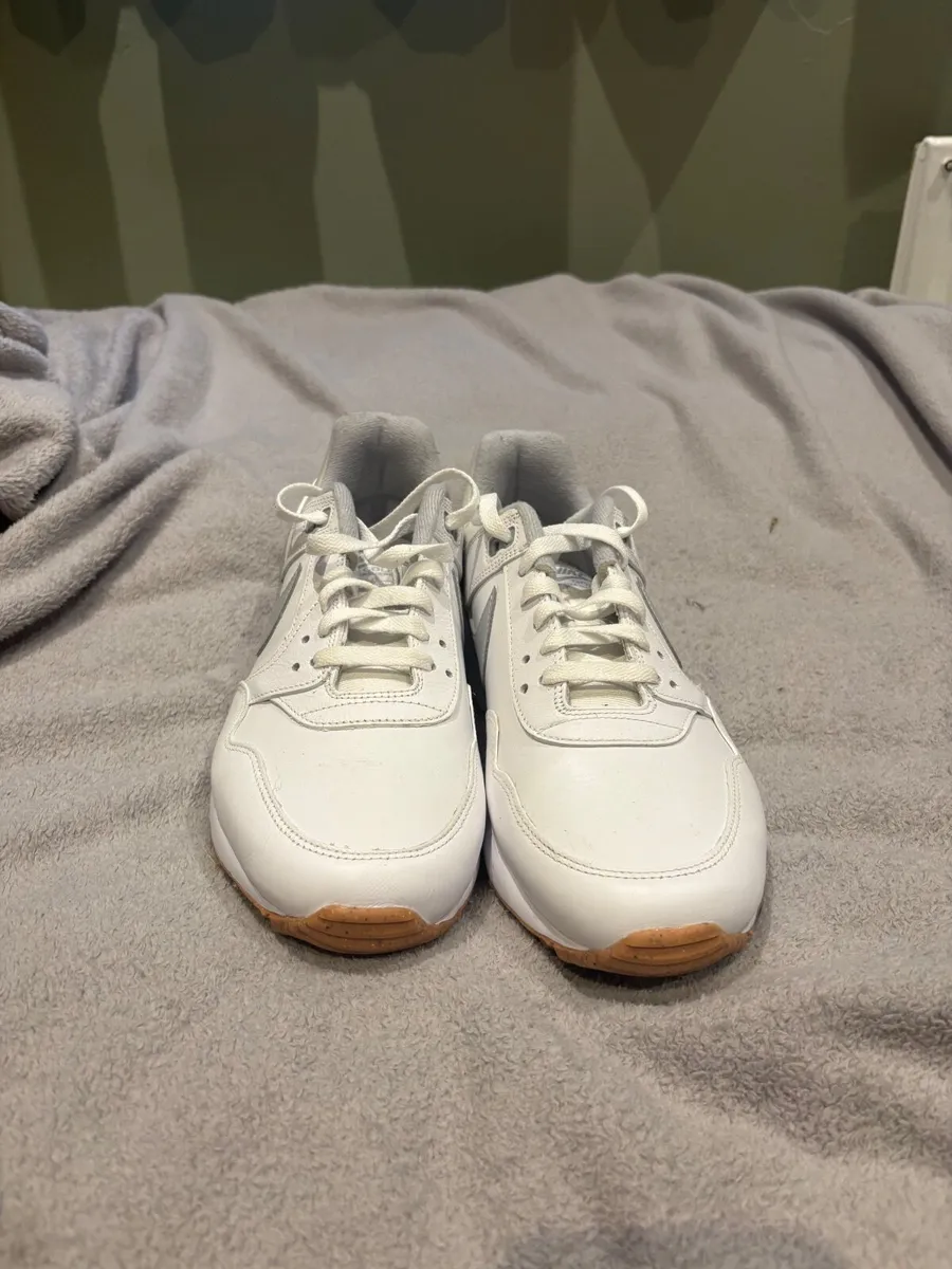 Golf shoes - Image 1