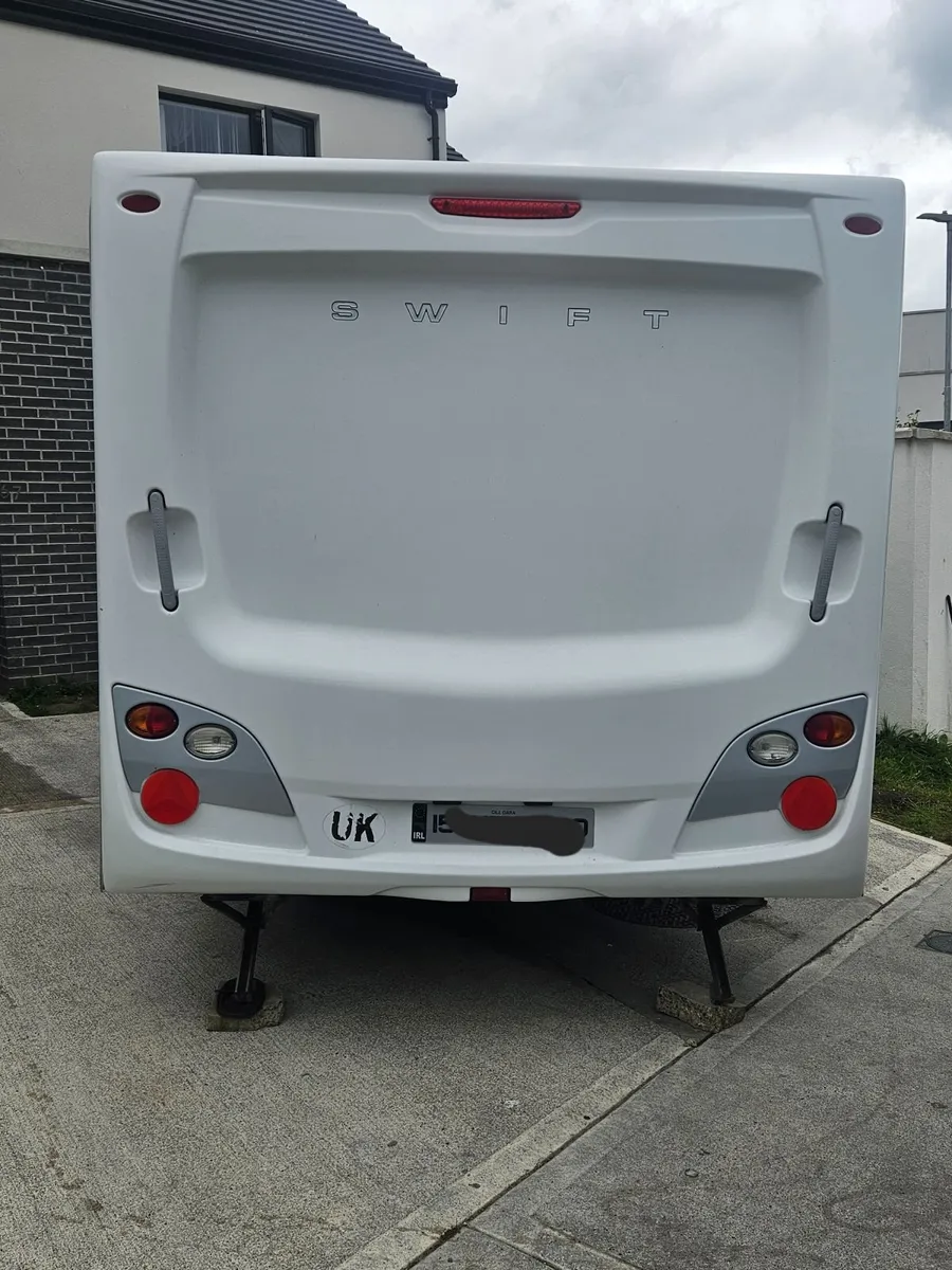 Caravan - Image 3
