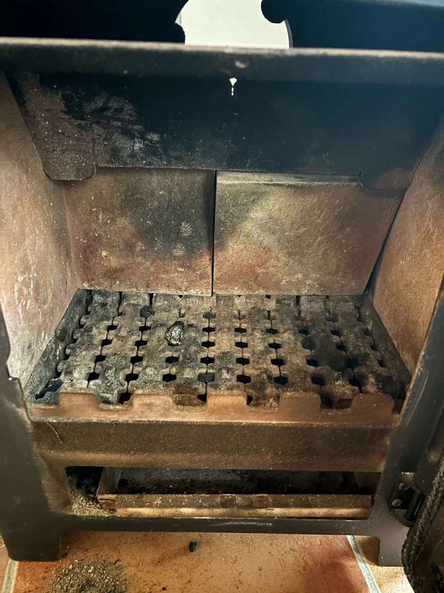 Solid fuel stove - Image 3