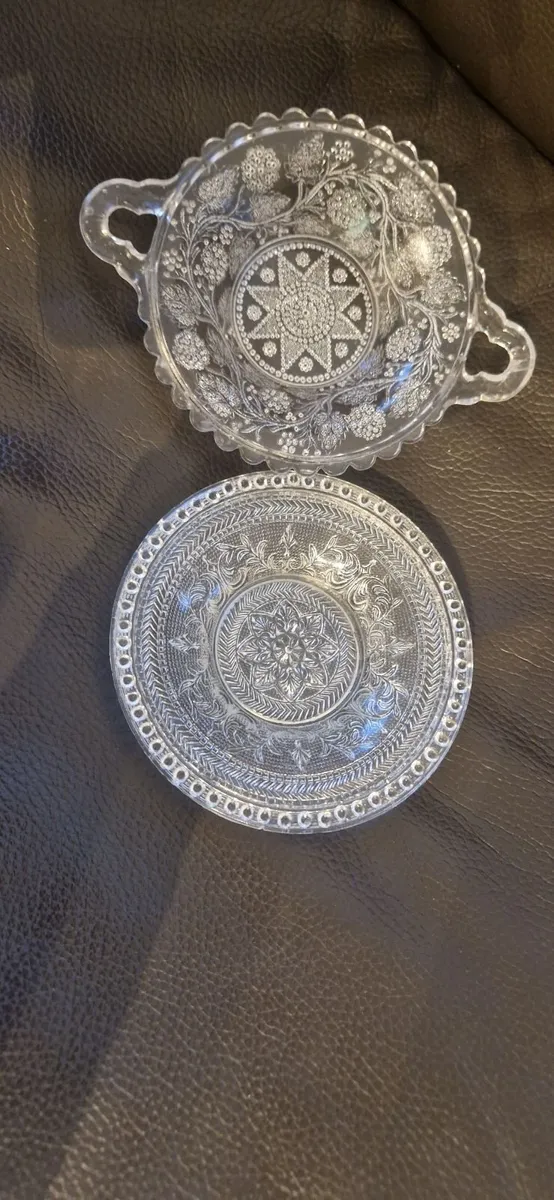 Glass bowls - Image 2