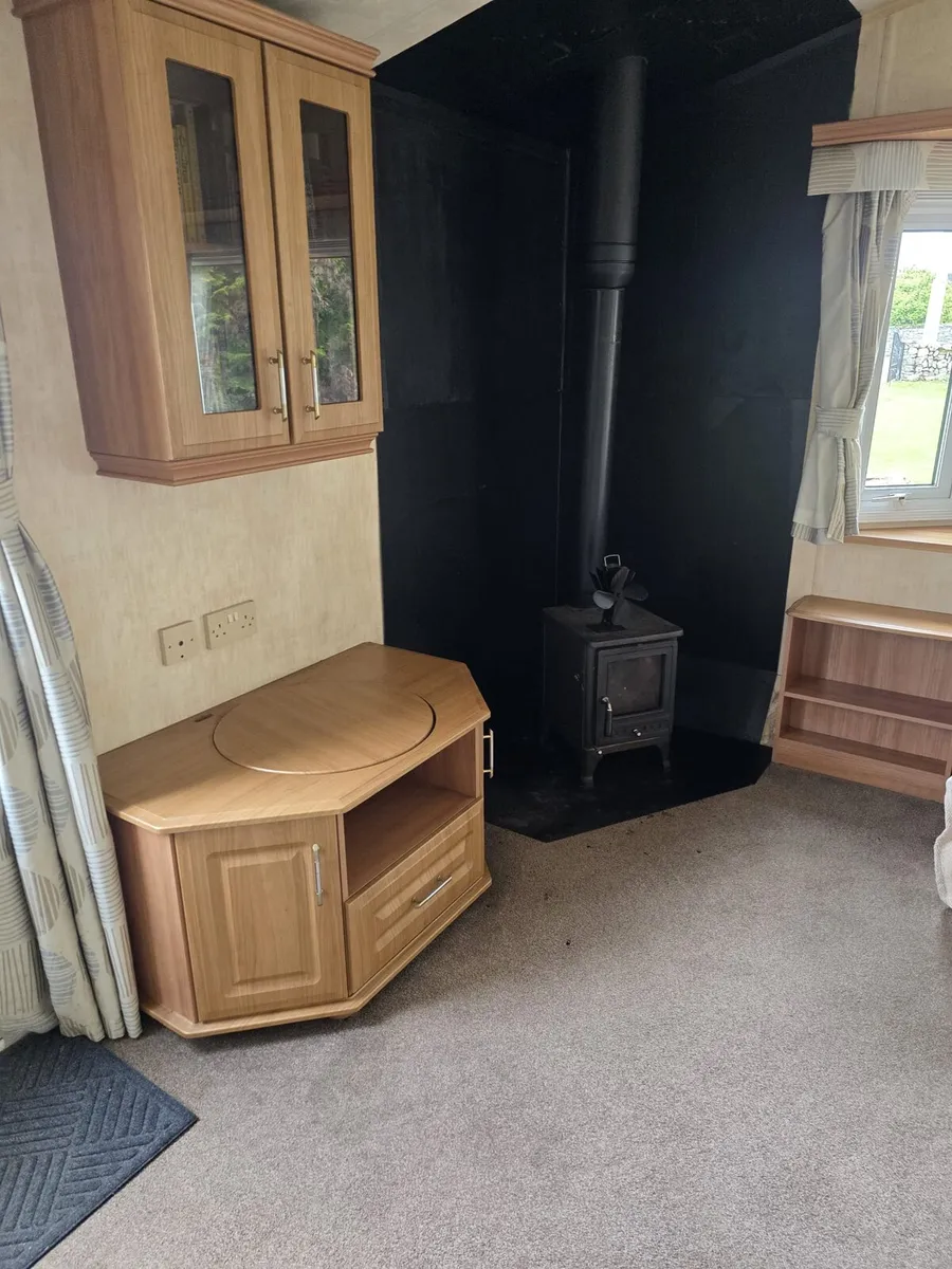 Mobile Home - Image 4
