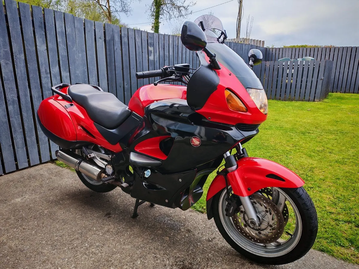 2003 Honda NT650V Deauville - Image 1