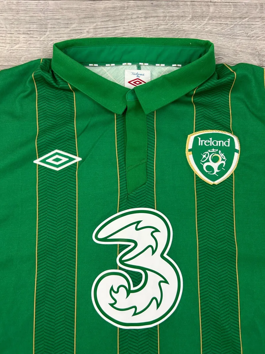 Vintage 2011 Umbro Ireland Home Jersey Shirt Large - Image 3