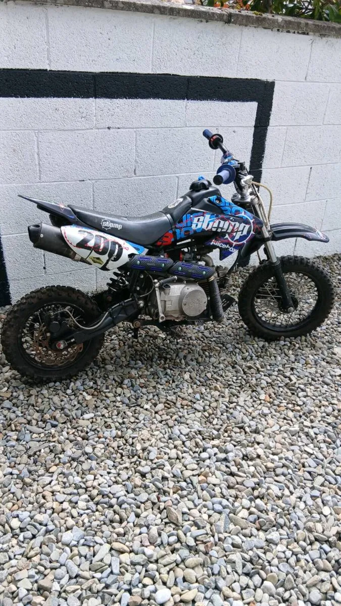 Stomp Juicebox 110cc Pitbike/Protective gear - Image 2