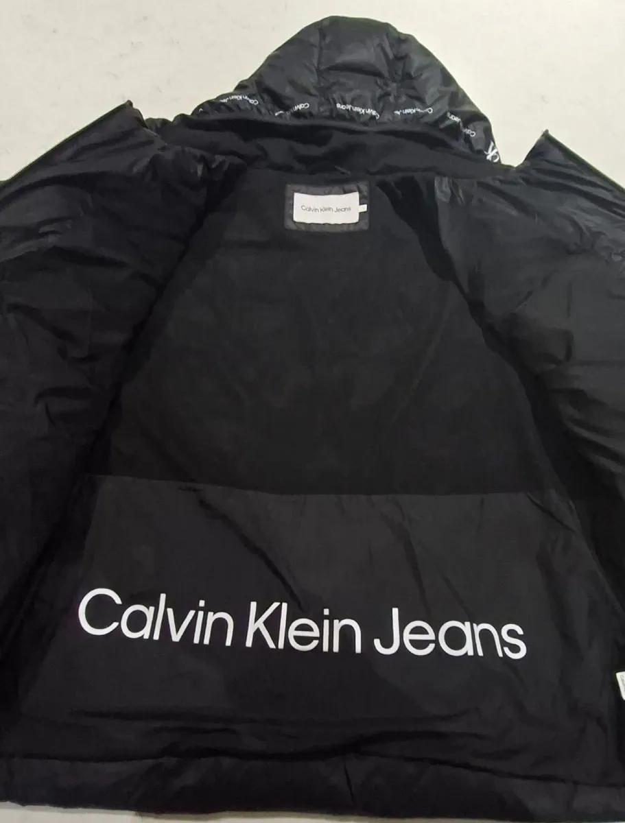 Calvin Klein Puffer Jacket - Image 2