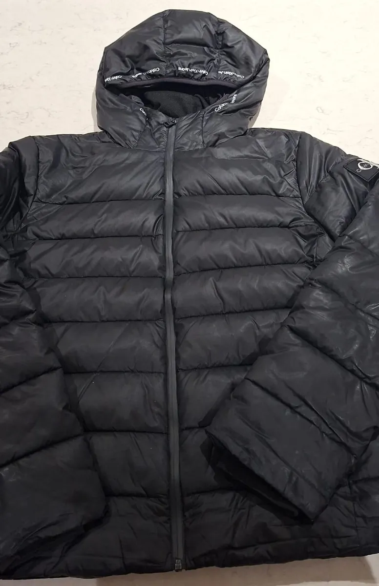 Calvin Klein Puffer Jacket - Image 3
