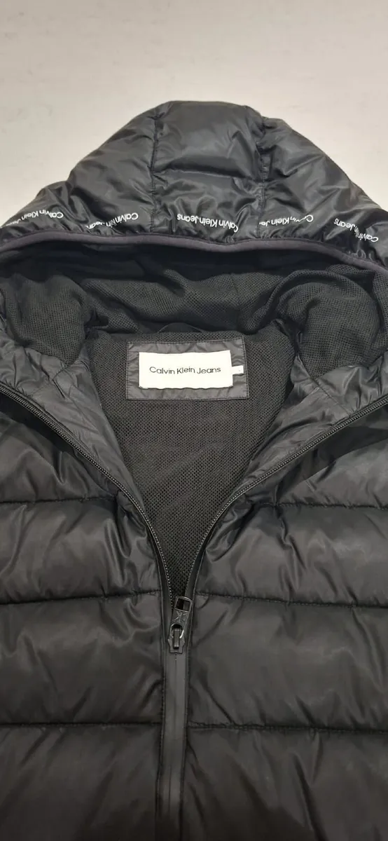 Calvin Klein Puffer Jacket - Image 4