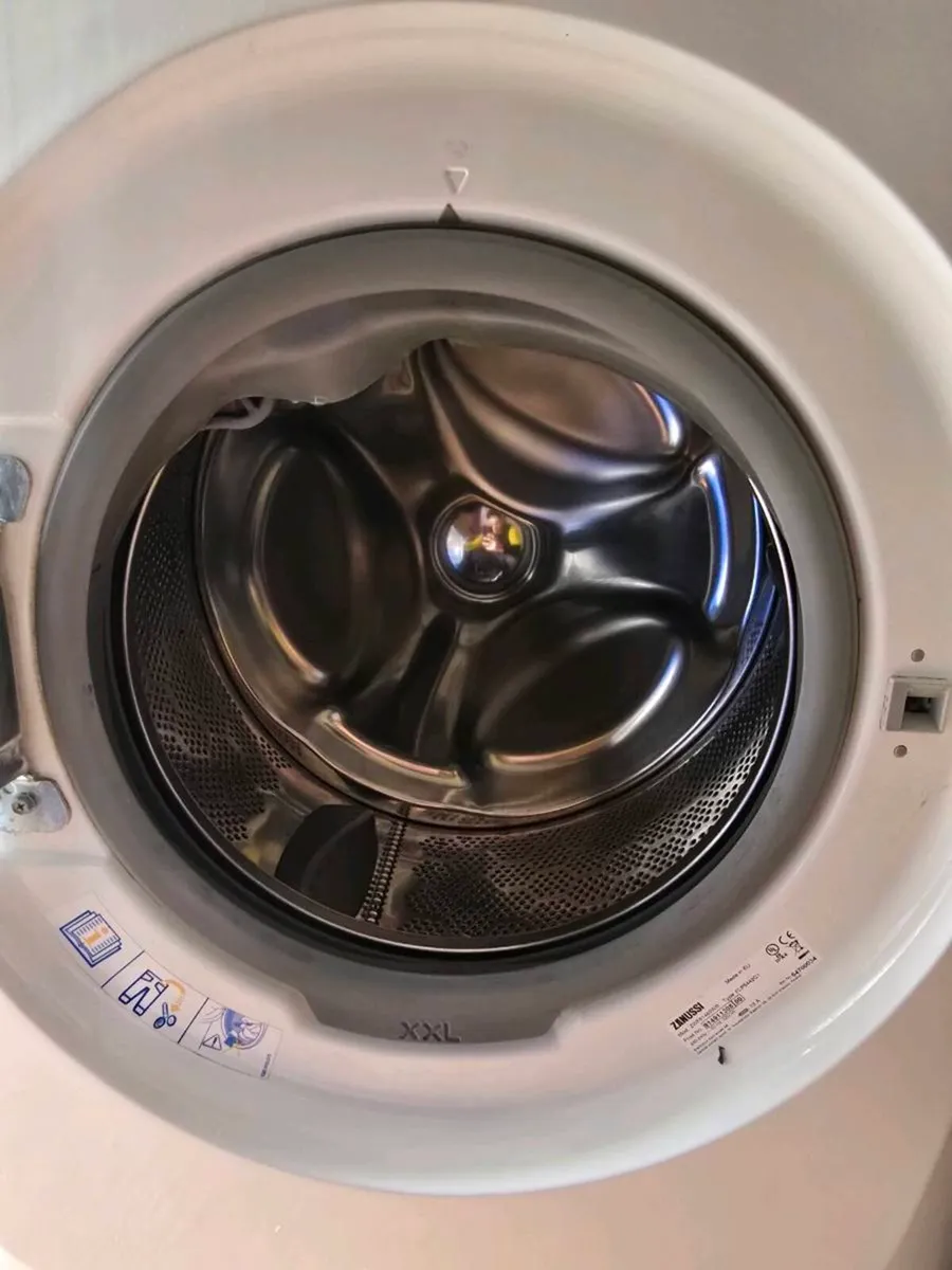 Zanussi lindo 300 xxl 8kg washing machine - Image 3