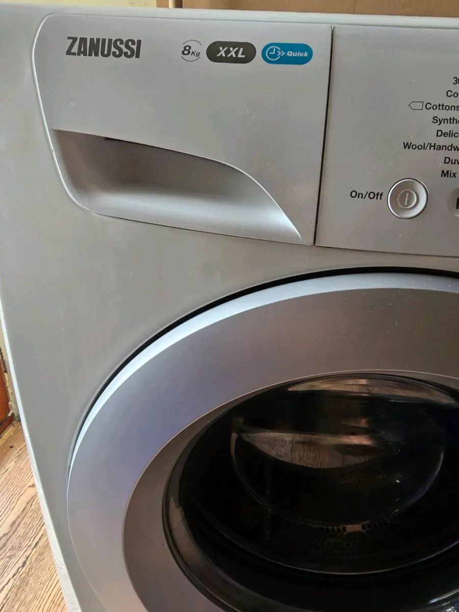Zanussi lindo 300 xxl 8kg washing machine - Image 4