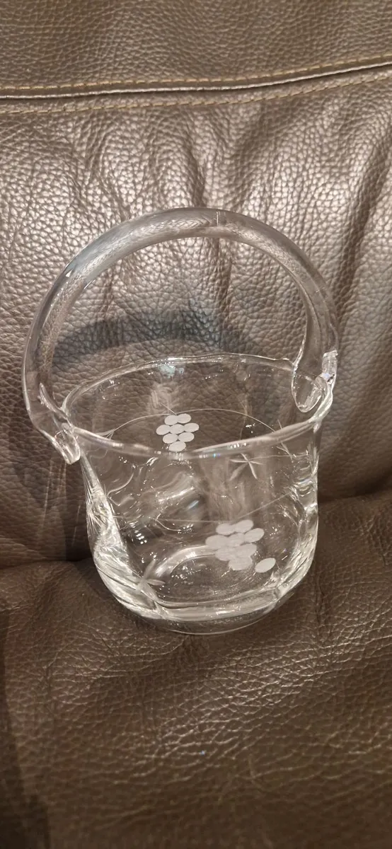 Duiske honey pot - Image 1