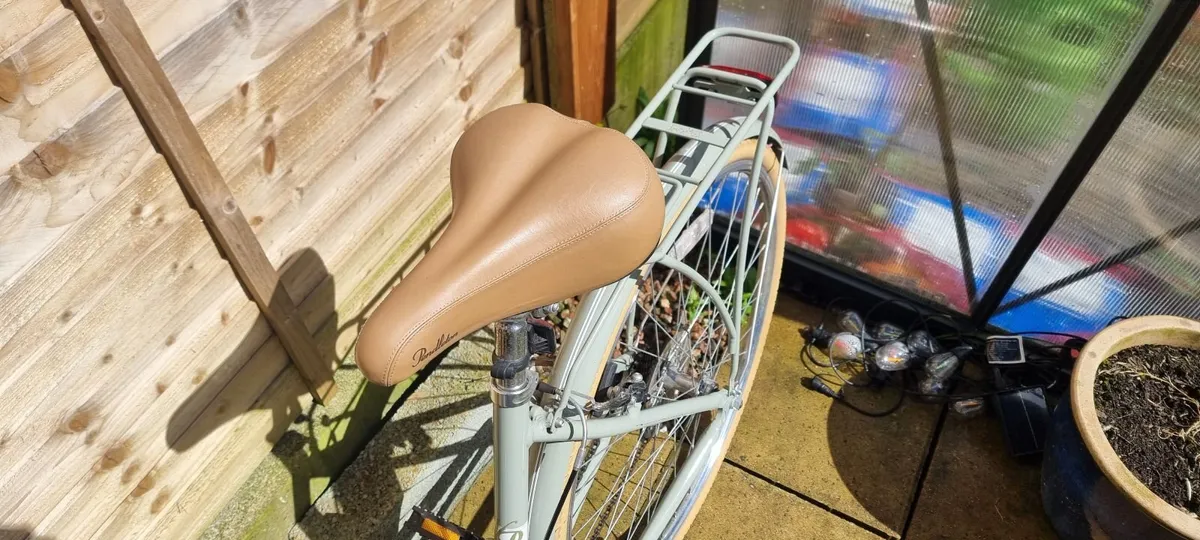 Pendleton Somerby Classic Dutch Style Bike - Image 2